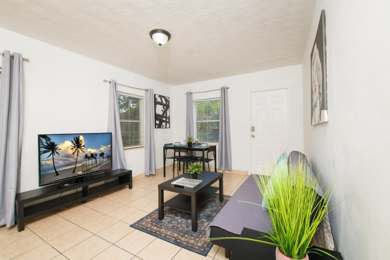 Hollywood Private Apartments Exterior foto